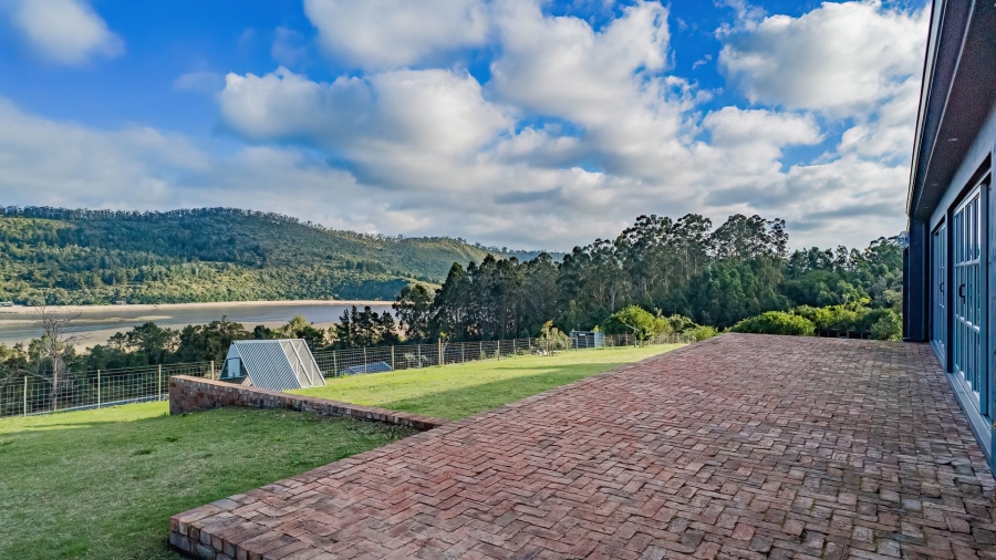 Commercial Property for Sale in Sedgefield Rural Western Cape